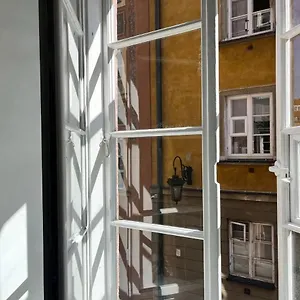 Great In Old City Apartament