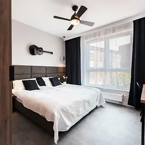https://unique-3city-apartments-grey-apartment.gdanskhotel.org